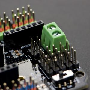 Gravity: Nano I/O Shield For Arduino Nano 